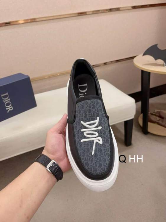 Picture of Dior Shoes _SKUDiorsz38-45H08023581